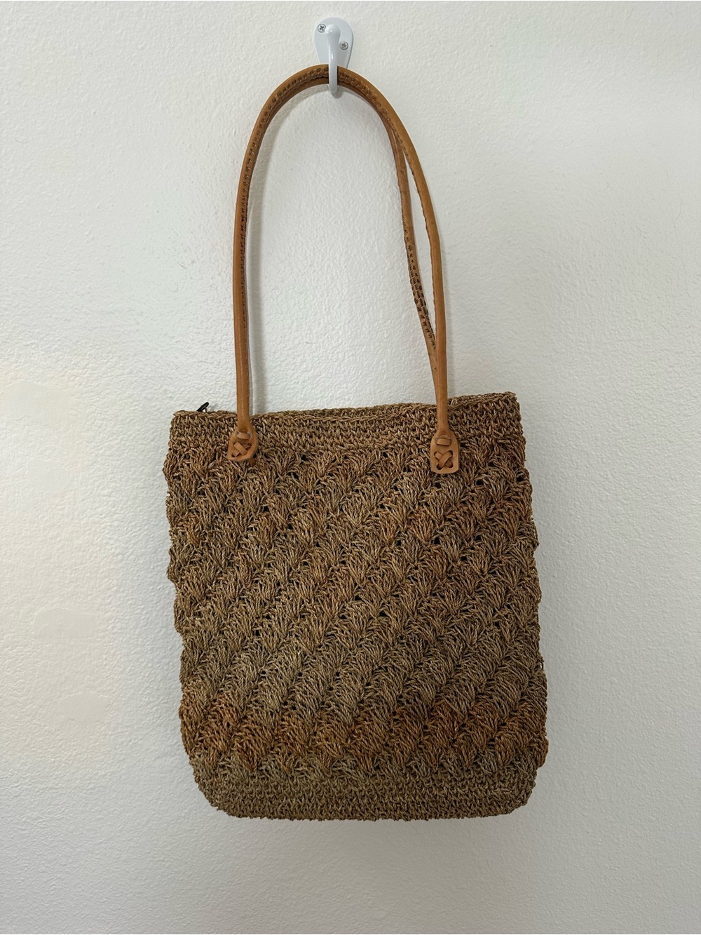 Brown Beige Woven Straw Handmade Tote Bag with Flower Accent & Leather Strap - Picture 4 of 14